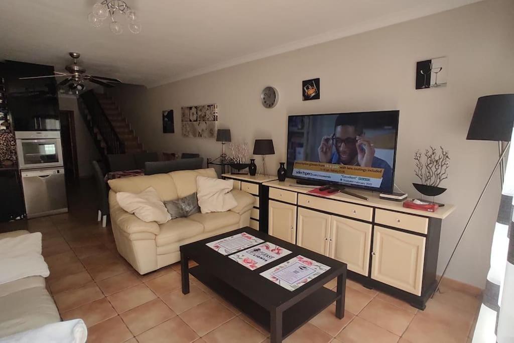 Casa Donn - El Sultan 63 - Luxury 3 Bed Villa With Fast Fibre Internet Corralejo Esterno foto